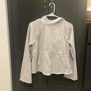 (XS) Athleta Cropped Hoodie